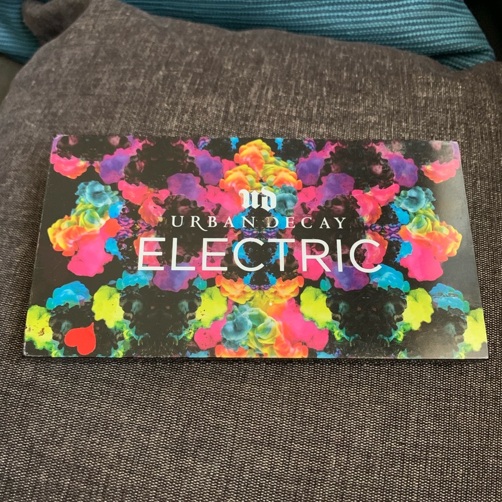 Eyeshadow palette